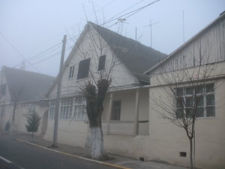 <small>Утро в бывшей немецкой колонии Еленендорф (сегодня Гёйгёль)</small>