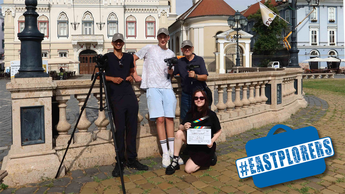 Das Filmteam, das in Temeswar/Timișoara drehte (v.l.n.r.): Alexander Nishanka, Johann Lührs, Uwe Fleischer und Megan Koehler Foto: © Deutsches Kulturforum östliches Europa, 2023 • Vera Schneider