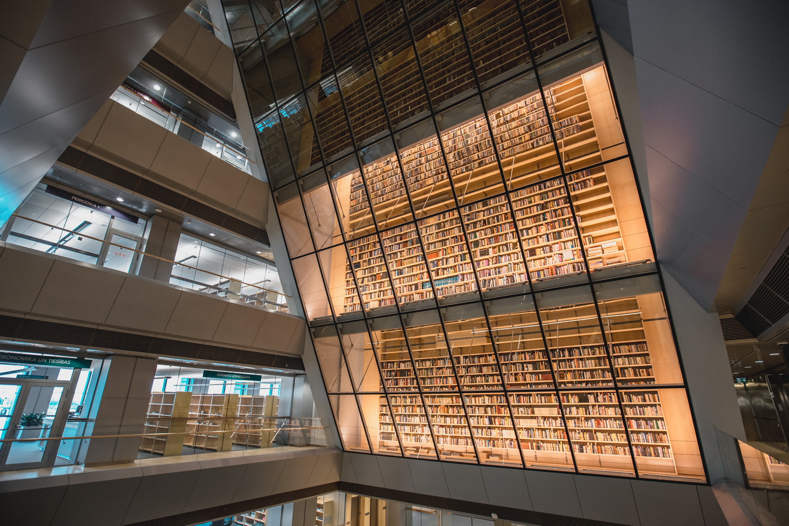 KK 1449 12 15 Welscher Freude am Lesen 3 NATIONALBIBLIOTHEK 1600x1100