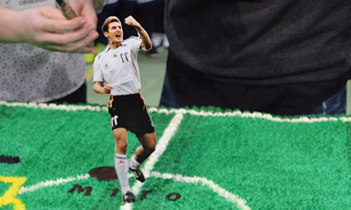 Bei seinem Besuch in Oberschlesien vor drei Jahren erhielt Miroslav Klose die Ehrenbürgerschaft von Oppeln und besuchte auch die Miro-Deutsche-Fußball-Schule. © SKGD