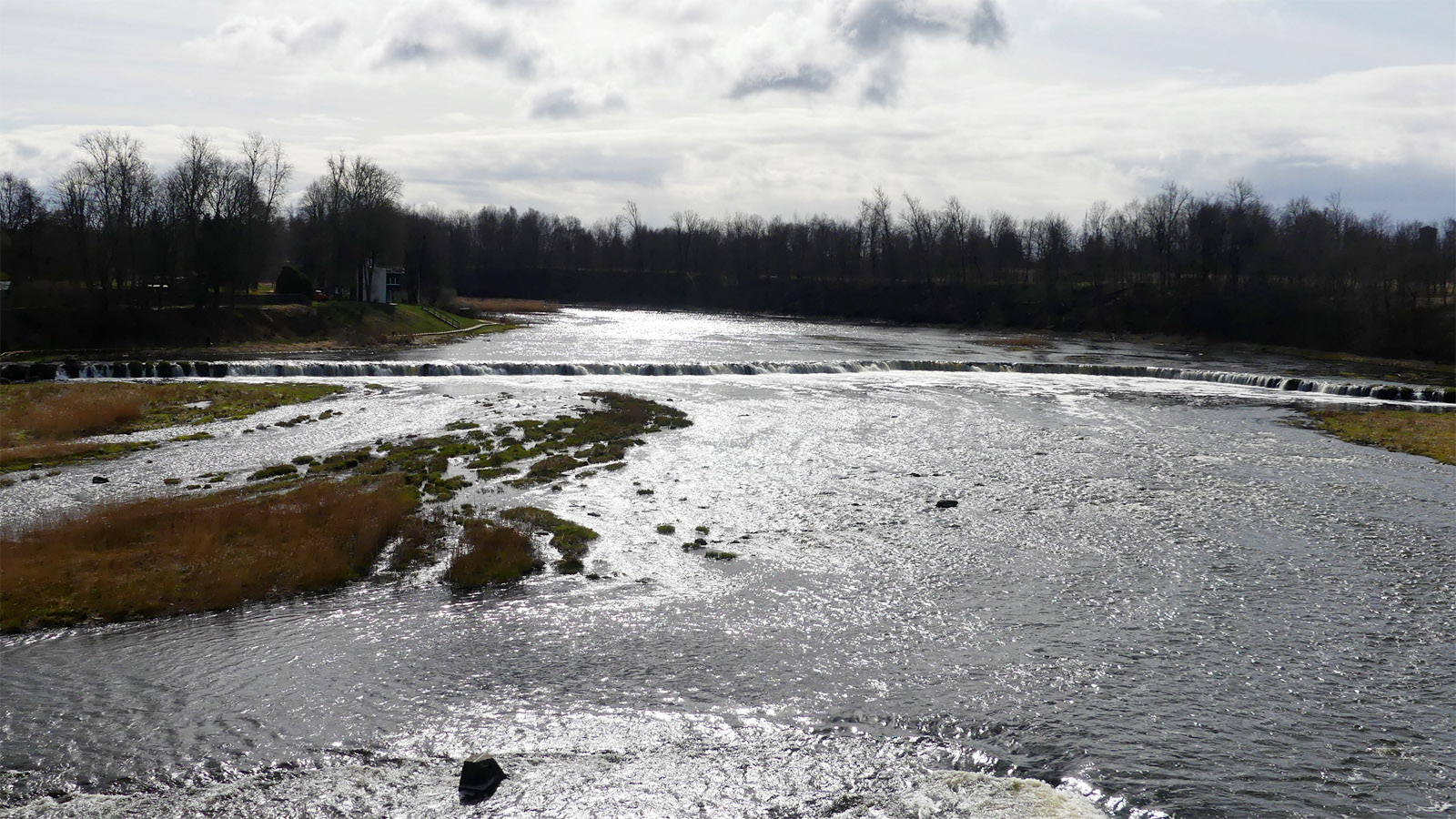 Der mit 240 Metern breiteste Wasserfall Europas in Goldingen/Kuldīga