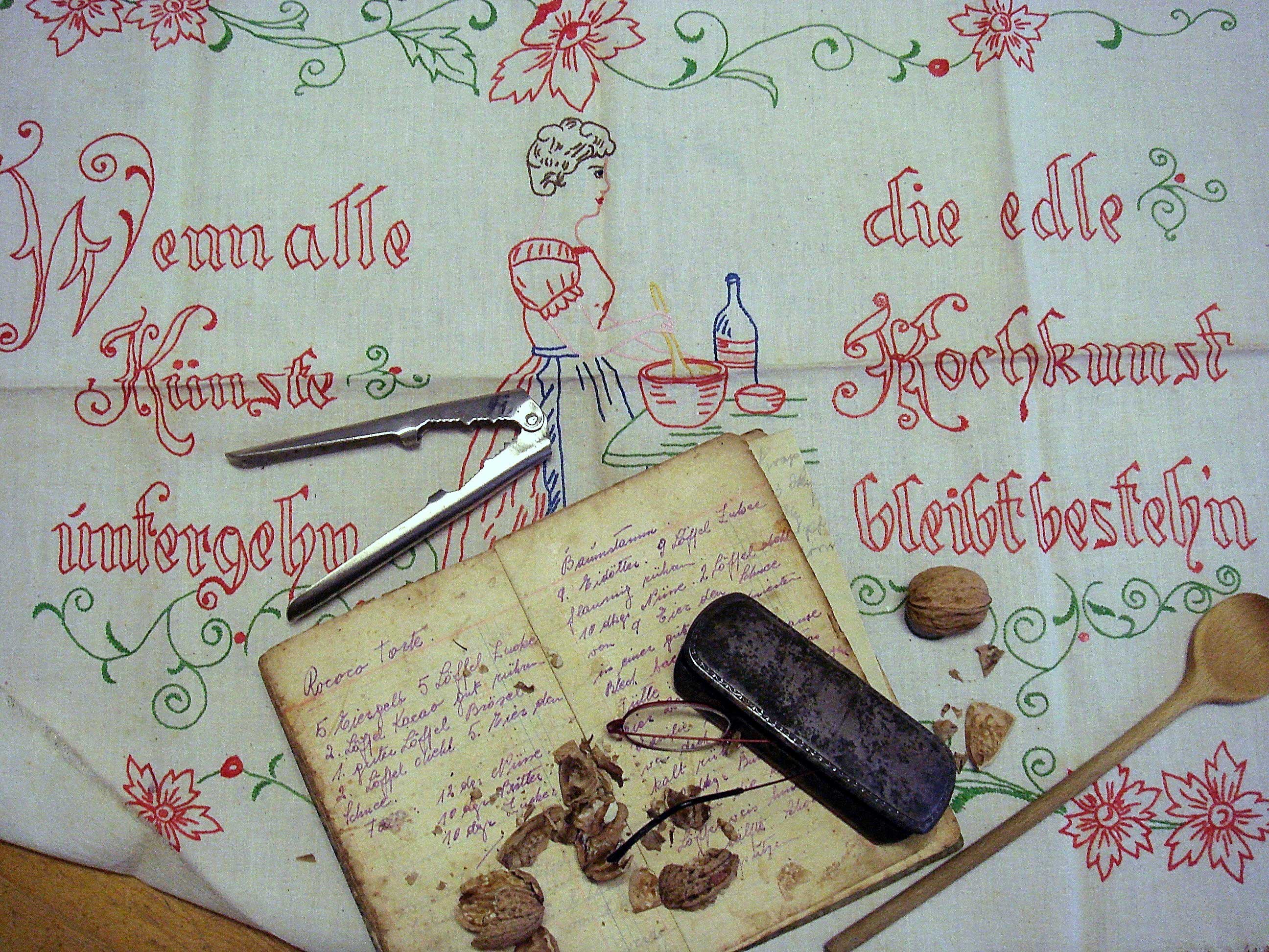 Nussknacker, Kochbuch, Kochlöffel, Handarbeit